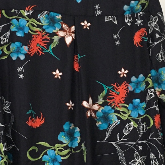 Johnny‎ Was XL Becca V-Neck Navy Floral Embroidered Trim Silk C1681980 Wrinkled - Picture 9 of 11